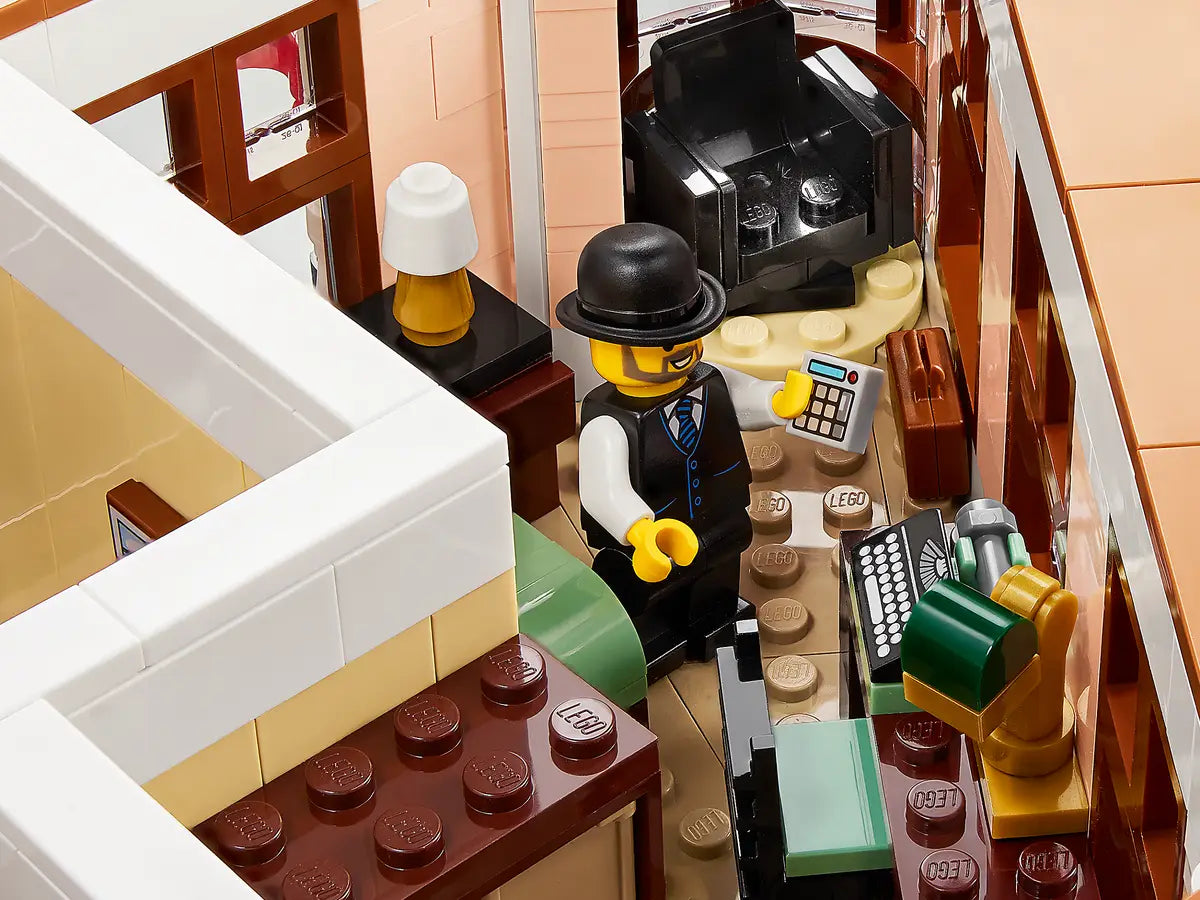 LEGO 10297 Icons Boutique Hotel