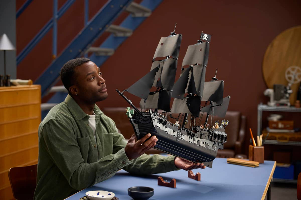 LEGO 10365 Icons Captain Jack Sparrow's Pirate Ship