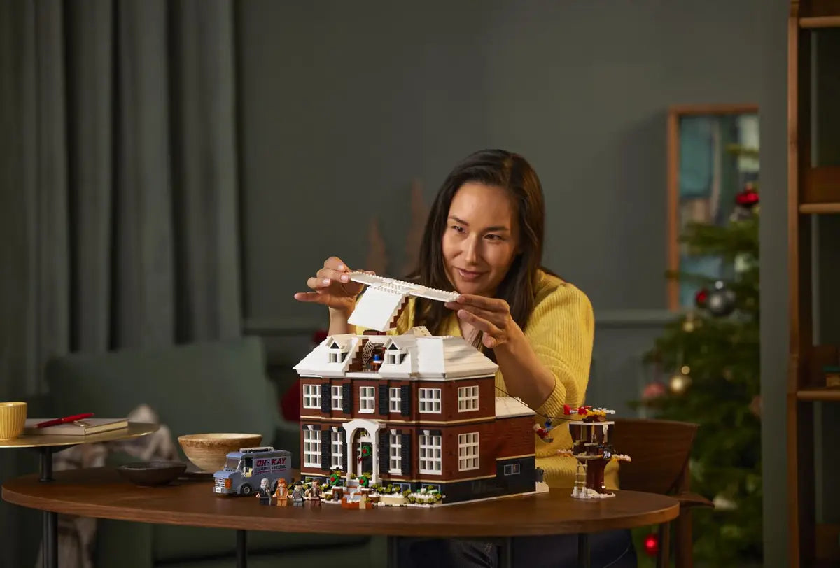 LEGO 21330 Ideas Home Alone image 11