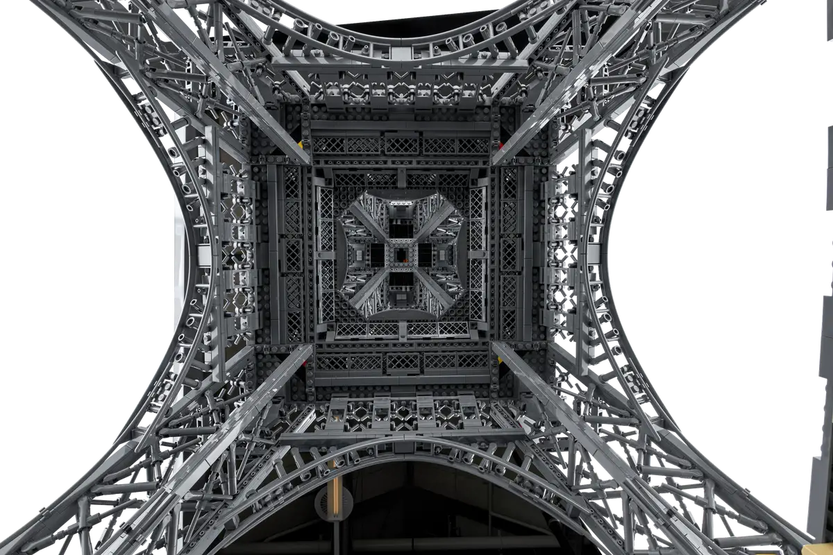 LEGO 10307 Icons Eiffel Tower image 6
