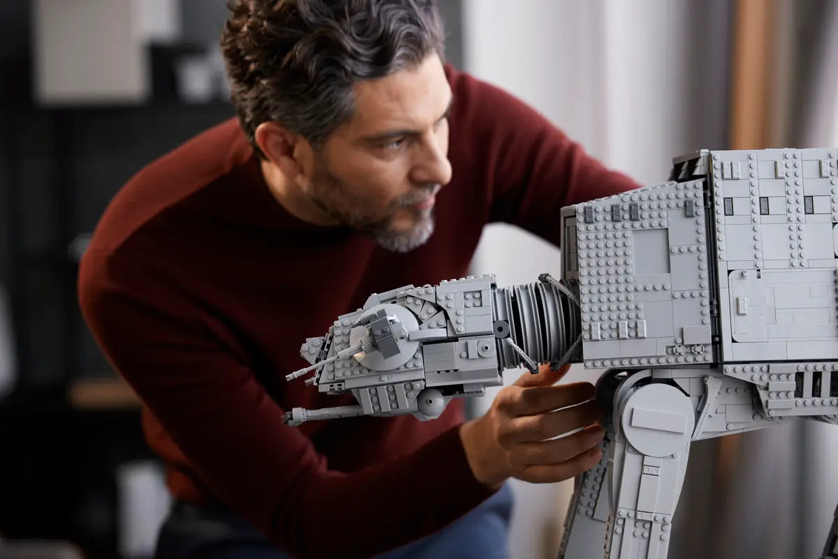 LEGO 75313 Star Wars AT-AT image 14