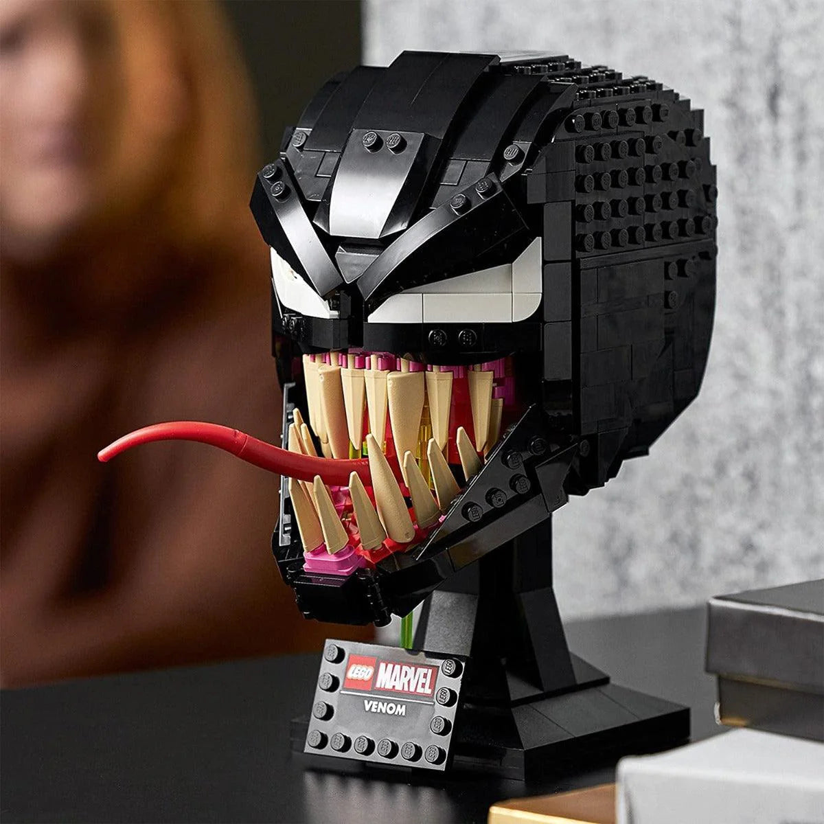 LEGO 76187 Marvel Spiderman Venom image 1