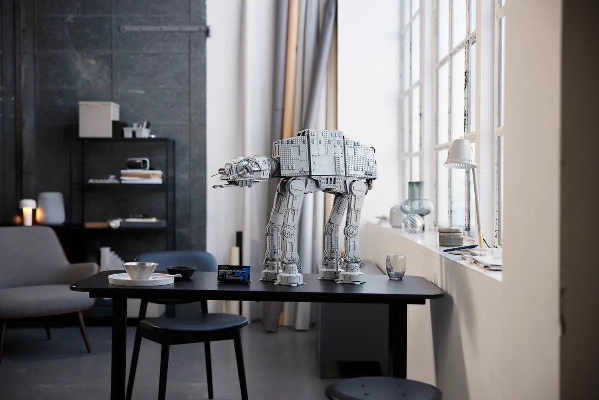LEGO 75313 Star Wars AT-AT image 10
