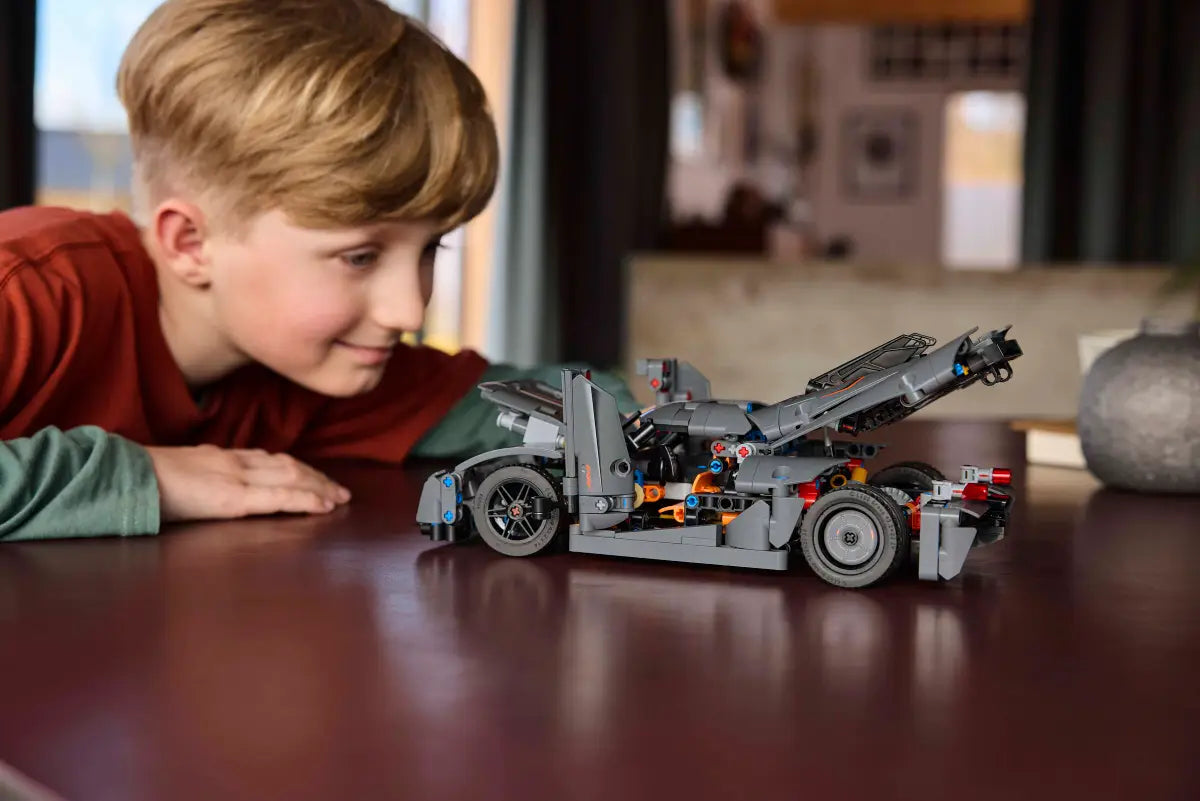 LEGO 42173 Technic Koenigsegg Jesko Absolut Grey Hypercar image 9