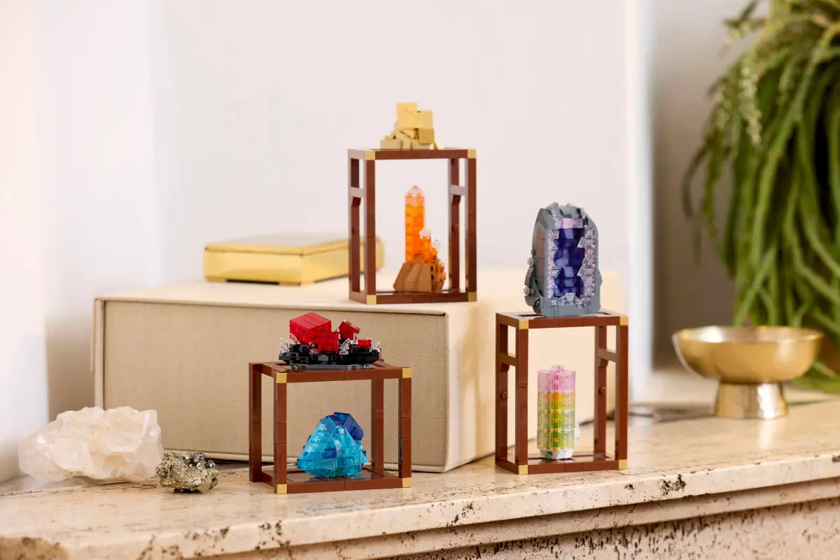 LEGO 21362 IDEAS Mineral Collection image 6