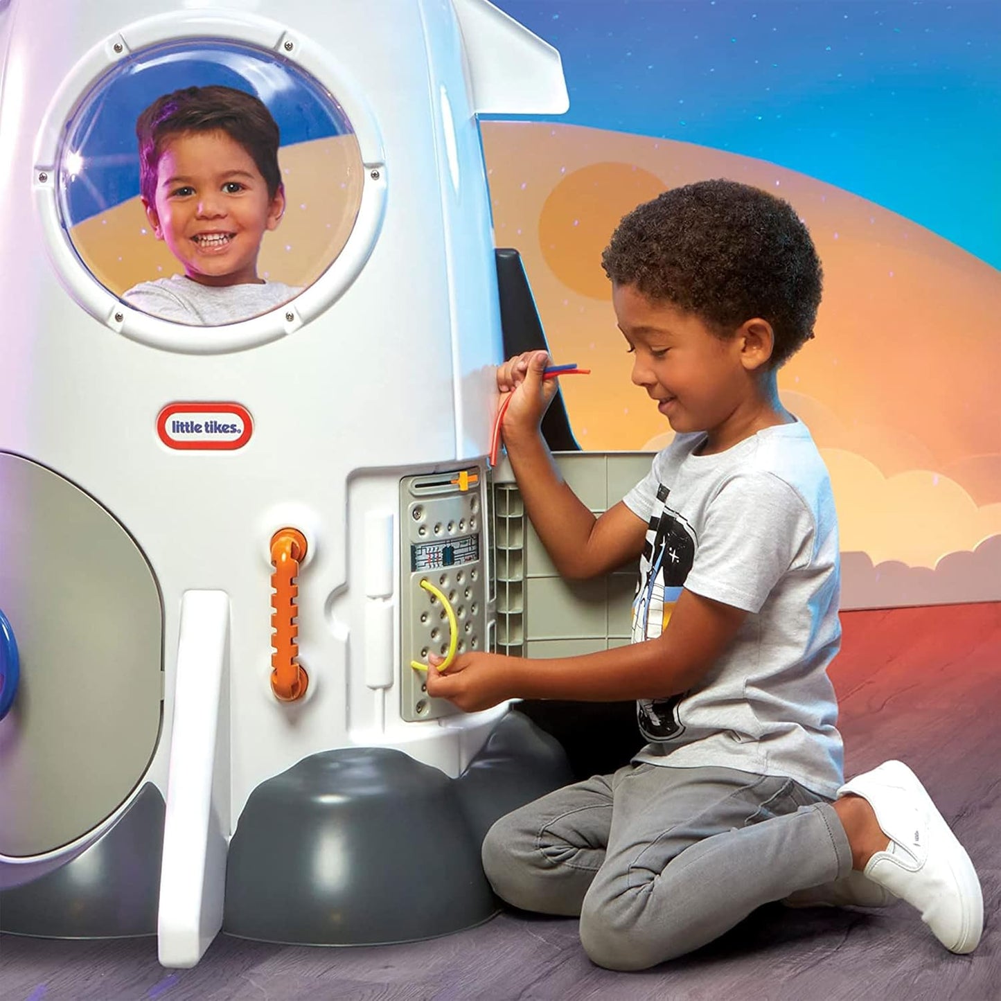 Little Tikes Adventure Rocket Space Astronaut image 5