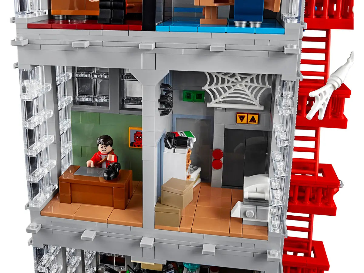 LEGO 76178 Marvel Spider-Man Daily Bugle image 3