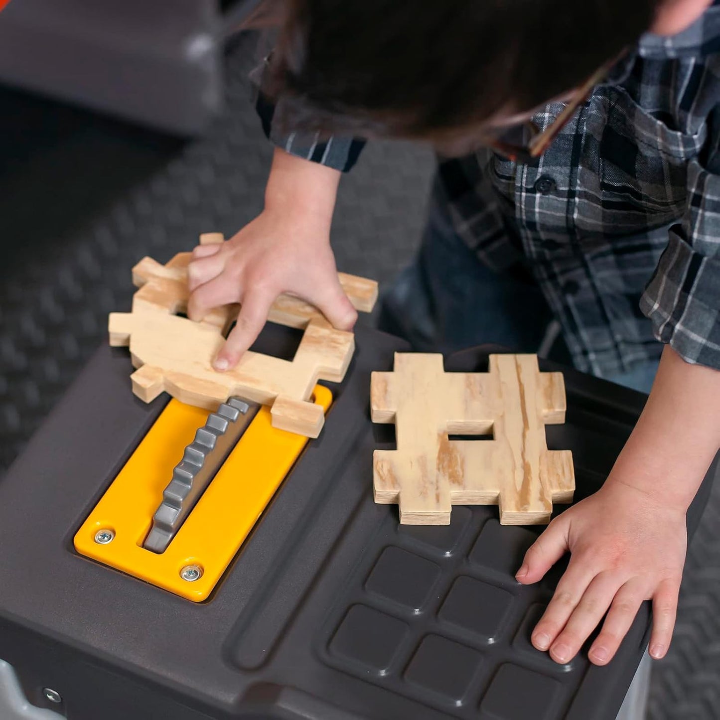 Step2 Pro Play Workshop & Utility Bench image 4