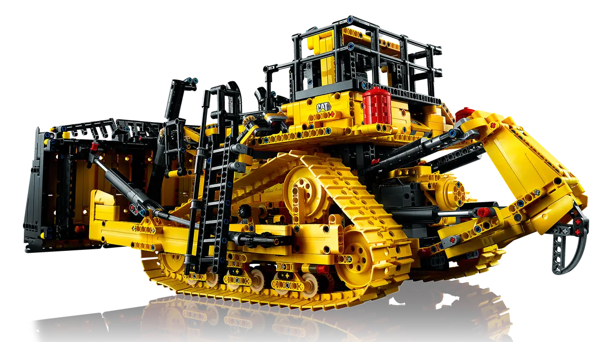LEGO 42131 Technic App-Controlled Cat D11 Bulldozer image 6