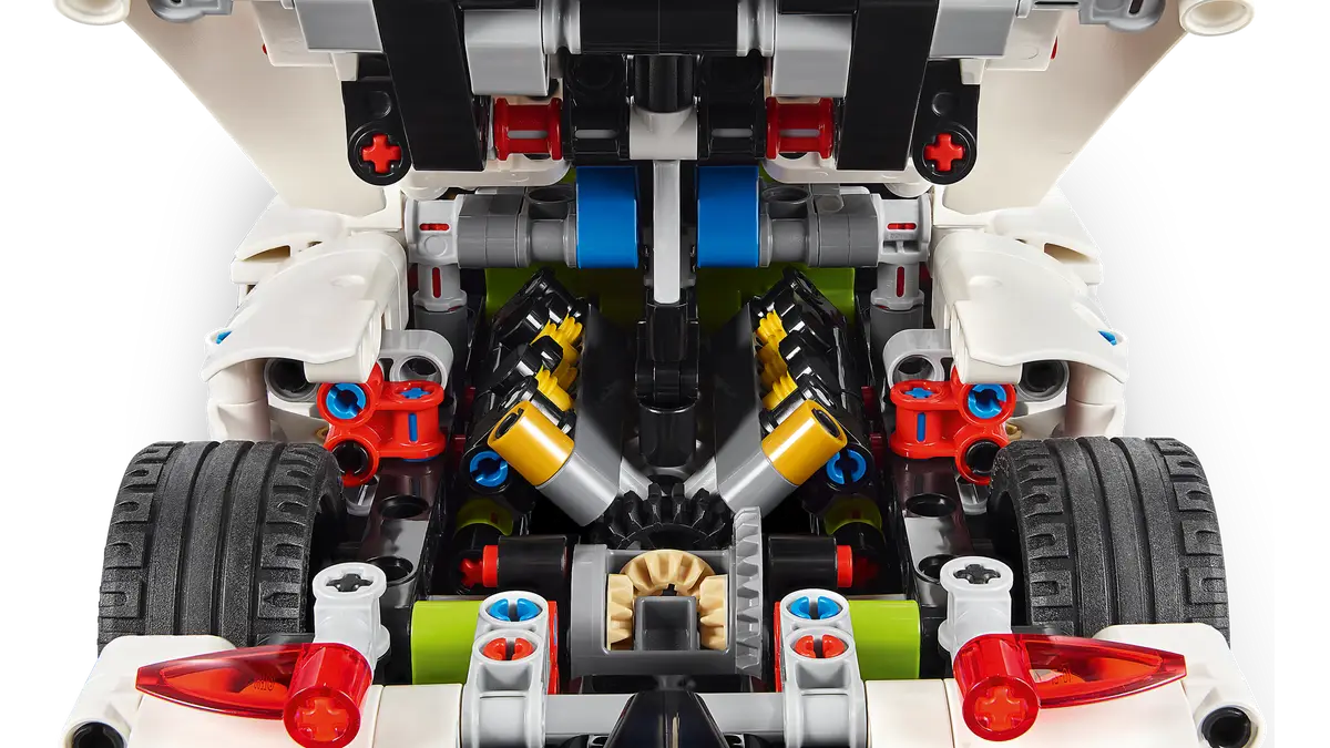 LEGO 42184 Technic Koenigsegg Jesko Absolut White Hypercar image 7