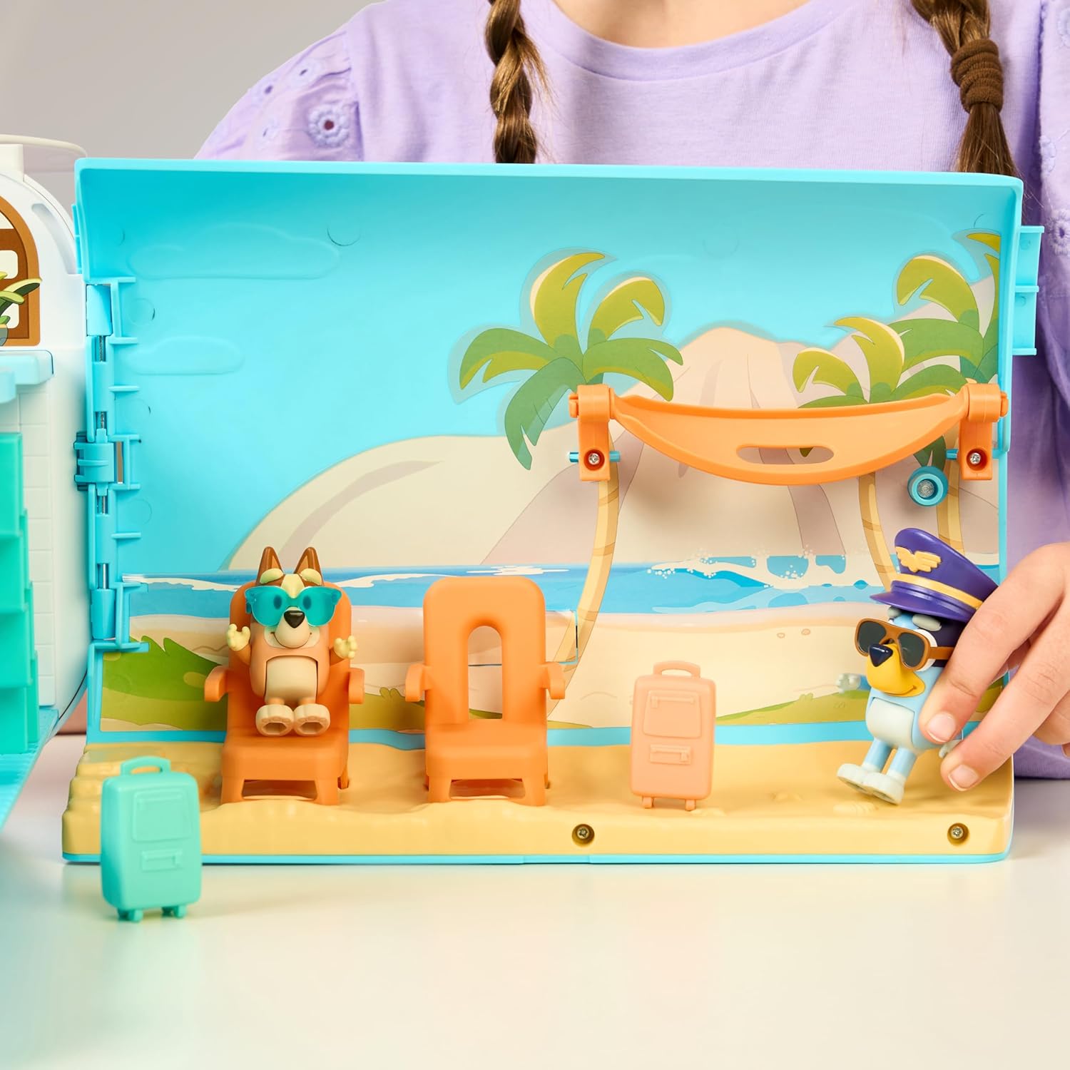 Bluey 3-in-1 Transforming Plane Playset image 4