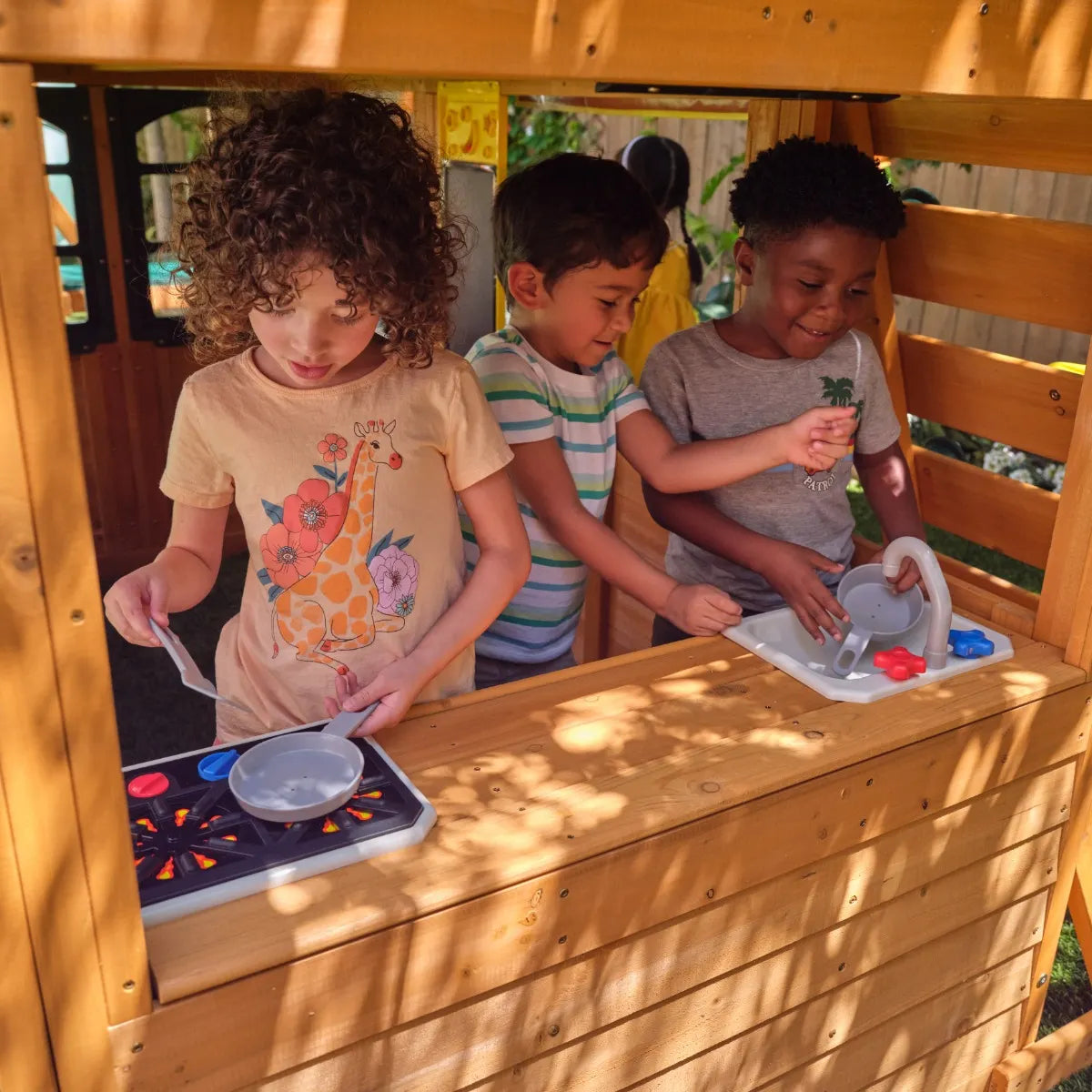 Kidkraft Bear Cave Lodge outdoor play set image 11