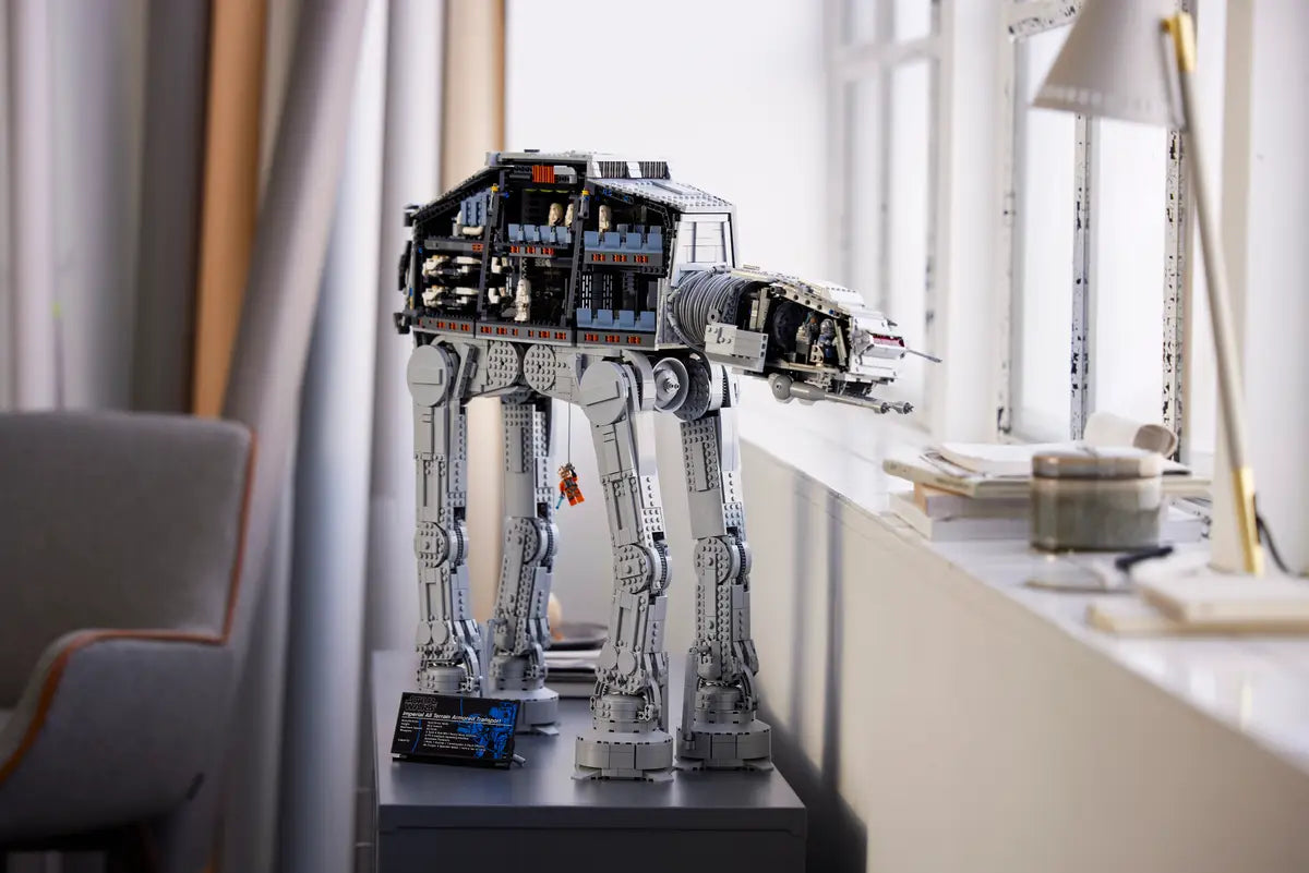 LEGO 75313 Star Wars AT-AT image 13