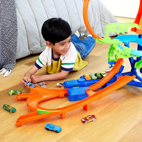 Hot Wheels Action Mid-Air Multi-Crash image 2