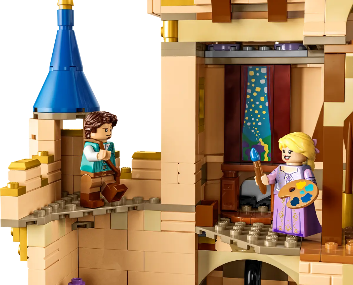 LEGO 43222 Disney Castle image 6