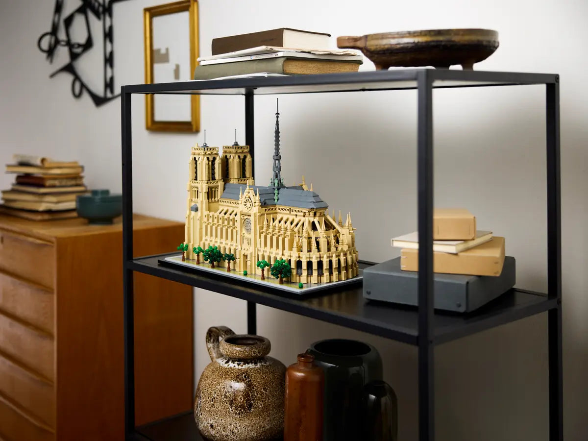LEGO 21061 Architecture Notre-Dame de Paris image 13