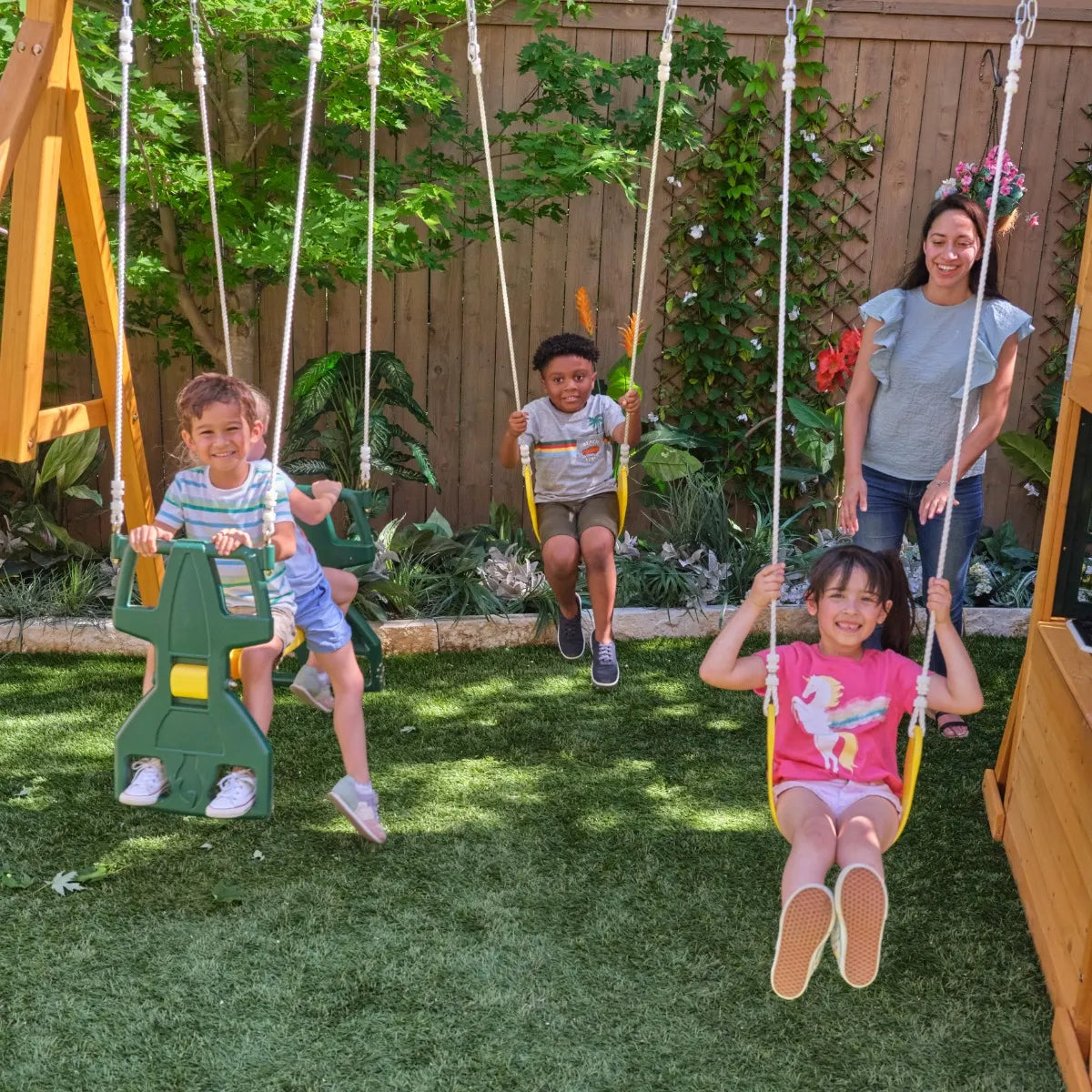 Kidkraft Bear Cave Lodge outdoor play set image 12