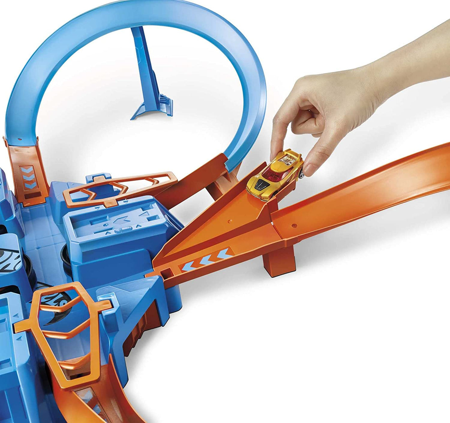 Hot Wheels Criss Cross Crash set with 1:64 Scale Vehicle image 3