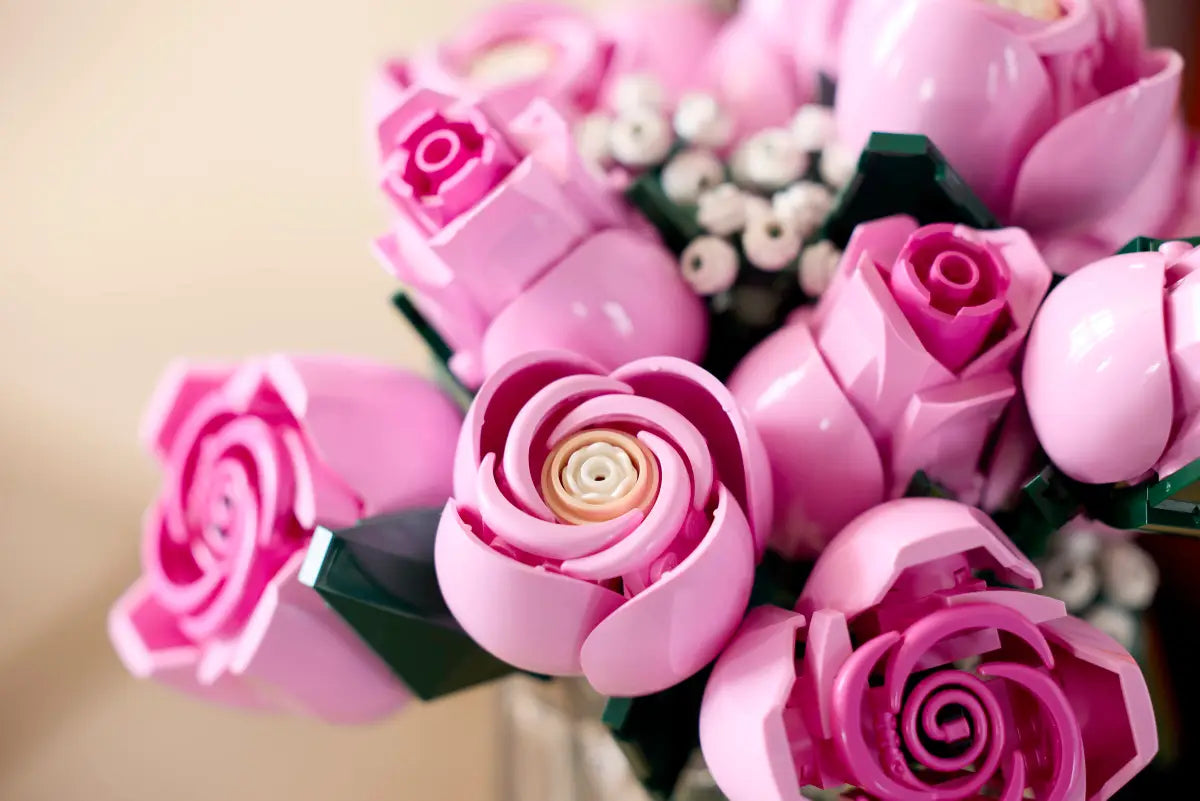 LEGO 10374 Bouquet of Pink Roses image 5