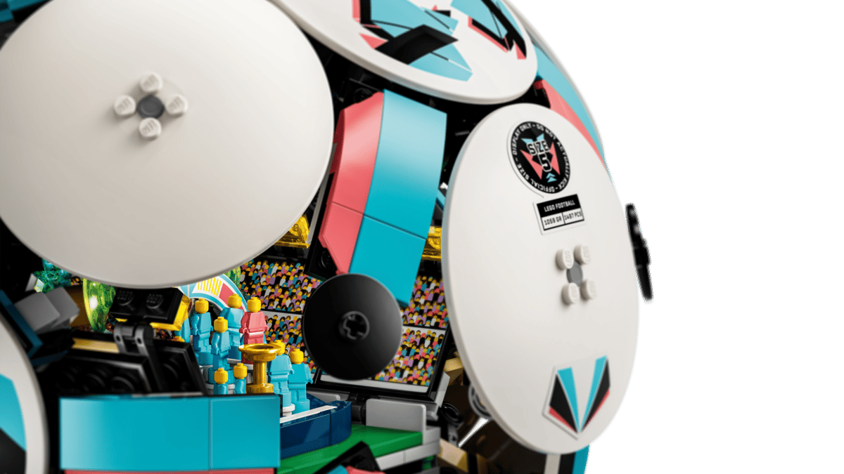 LEGO 43019 Editions Soccer Ball