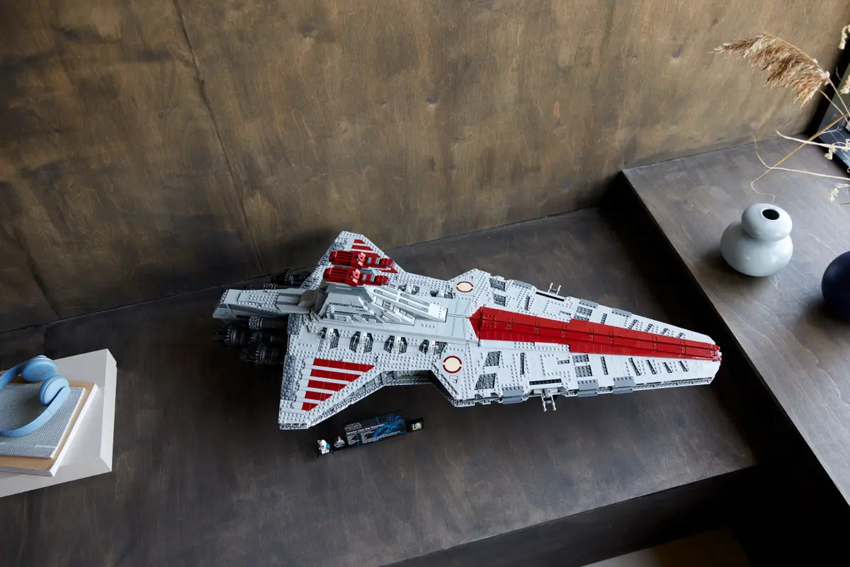 LEGO 75367 Star Wars Venator-Class Republic Attack Cruiser image 8