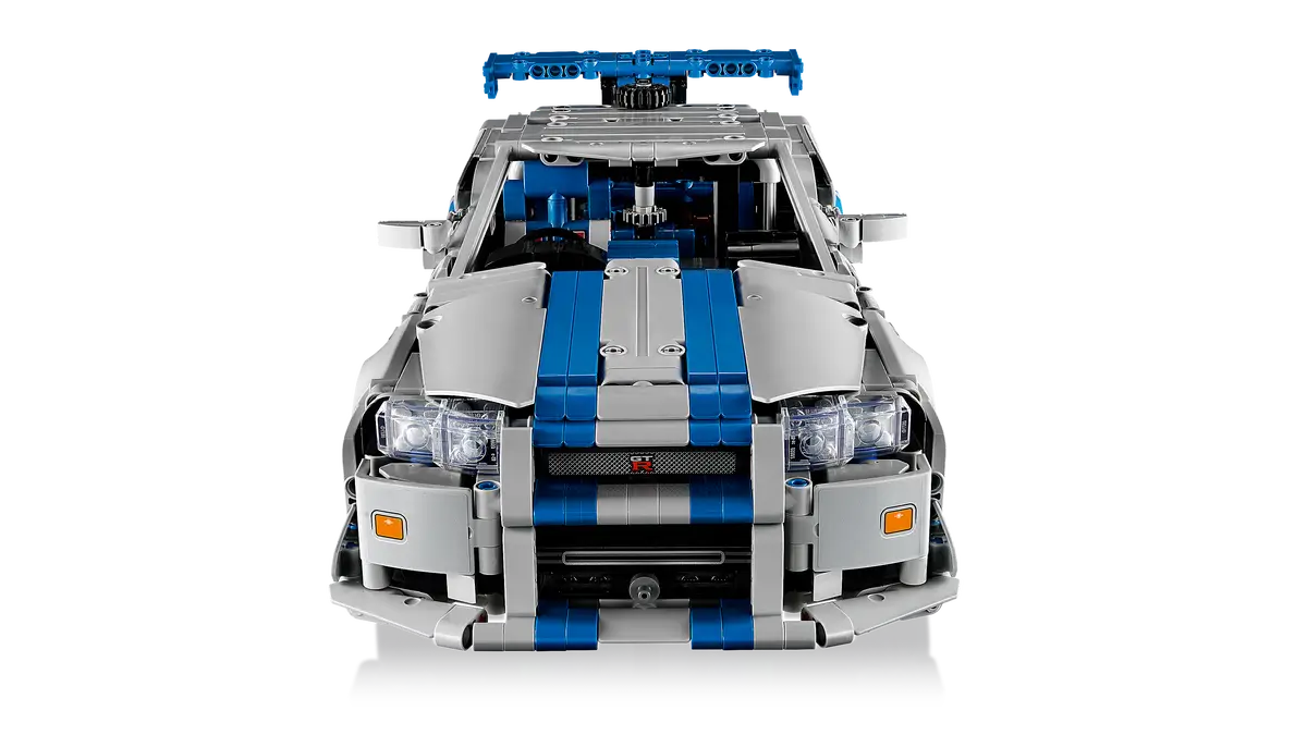 LEGO 42210 Technic 2 Fast 2 Furious Nissan Skyline GT-R (R34) Car image 2