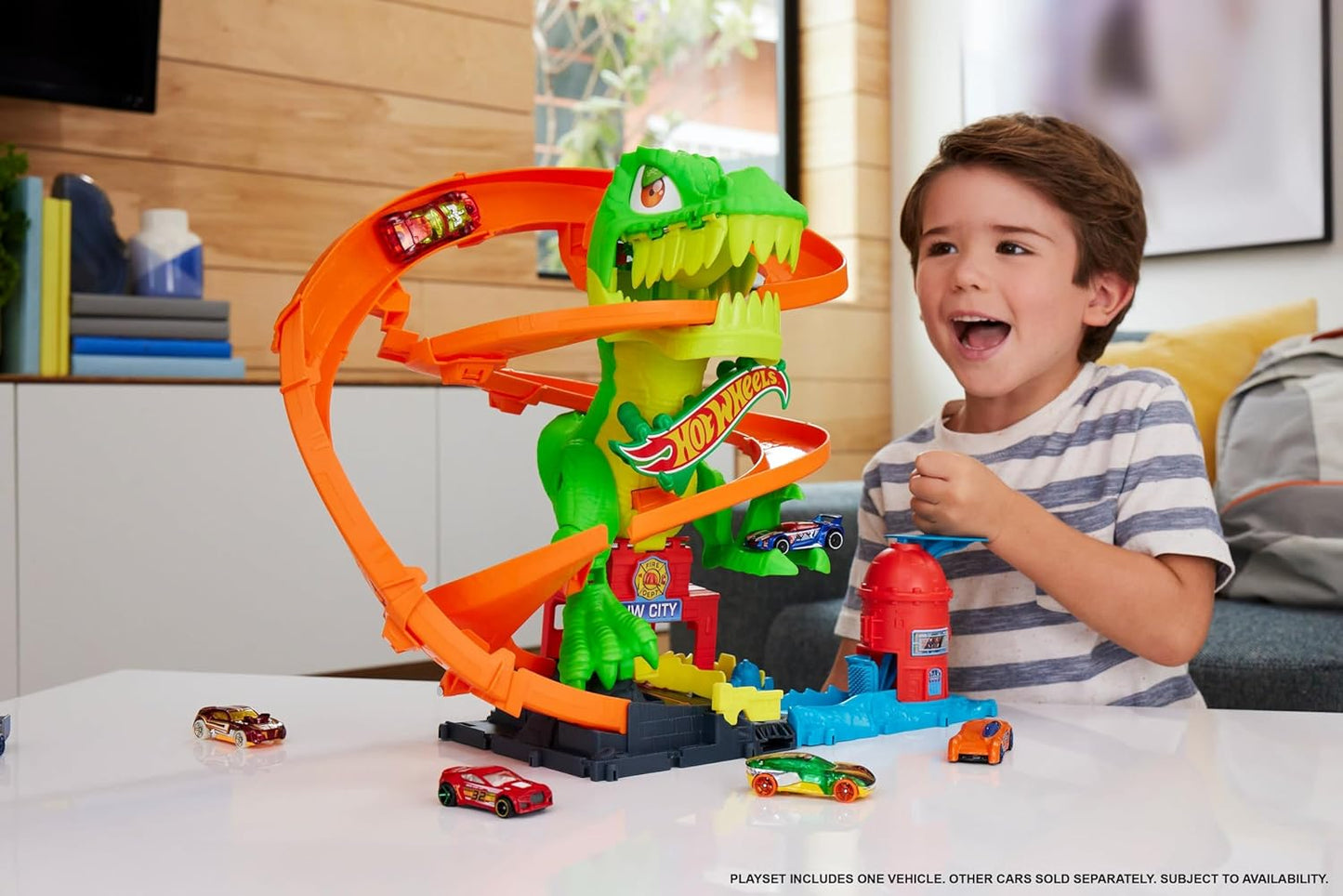 Hot Wheels Diecast City T-Rex Blaze Battle Playset image 4