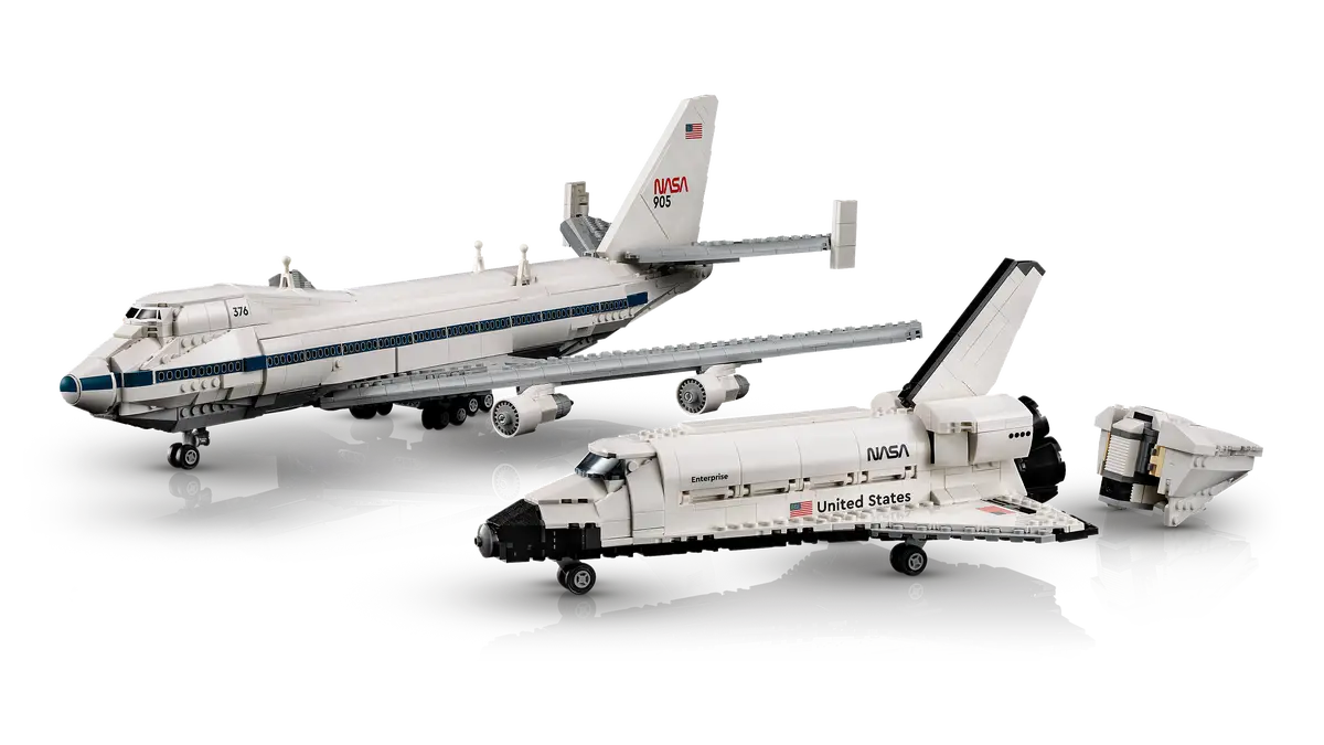 LEGO 10360 Icons Shuttle Carrier Aircraft image 4